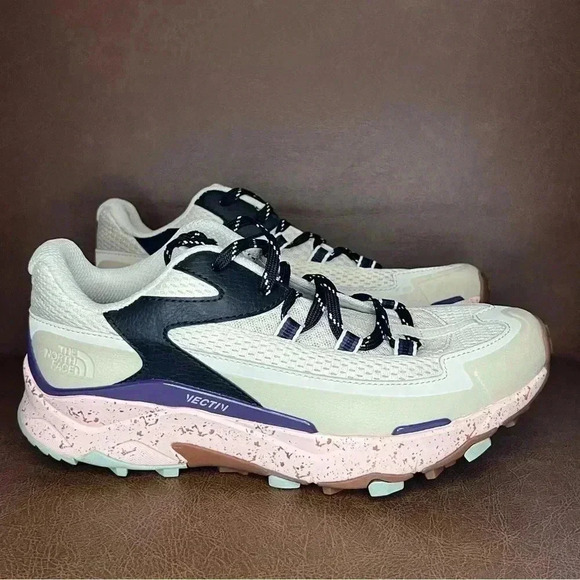 NWOT The North Face Vectiv Taraval Hiking Shoes - Picture 5 of 8